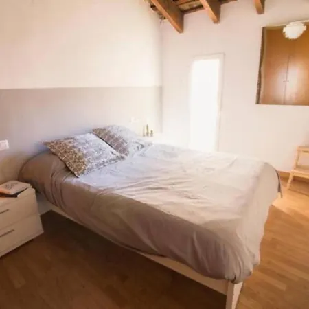 Precioso Atico En Pleno Centro De Appartement *